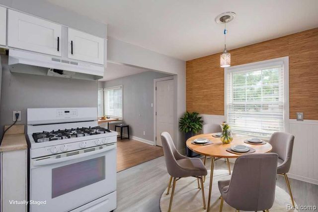 1719 Guthrie Avenue, Royal Oak, MI 48067