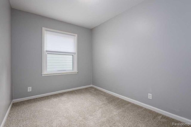 1719 Guthrie Avenue, Royal Oak, MI 48067