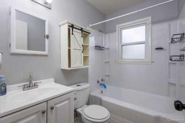 1719 Guthrie Avenue, Royal Oak, MI 48067