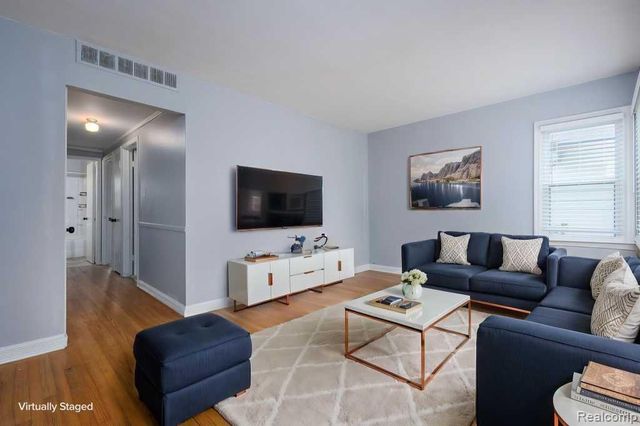 1719 Guthrie Avenue, Royal Oak, MI 48067