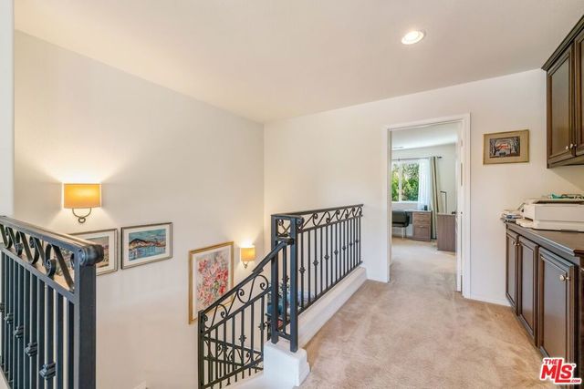 7466 Louise Avenue, Lake Balboa, CA 91406