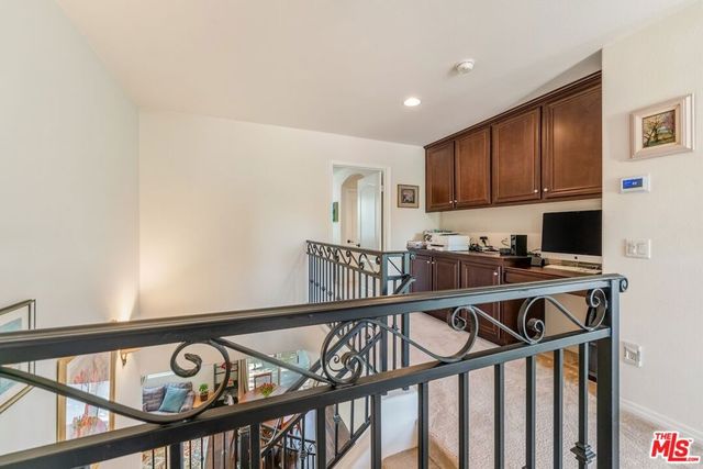 7466 Louise Avenue, Lake Balboa, CA 91406