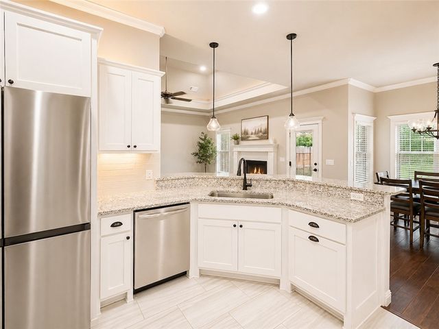 3200 SW Satinwood, Bentonville, AR 72713
