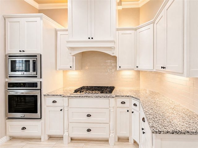 3200 SW Satinwood, Bentonville, AR 72713