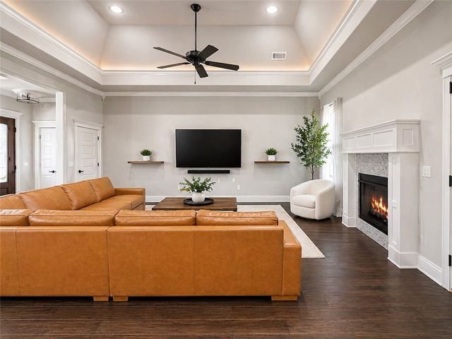 3200 SW Satinwood, Bentonville, AR 72713