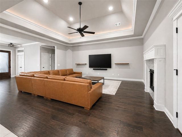 3200 SW Satinwood, Bentonville, AR 72713