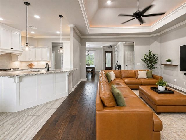 3200 SW Satinwood, Bentonville, AR 72713