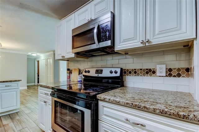 4532 DEVONSHIRE ROAD, Tampa, FL 33634