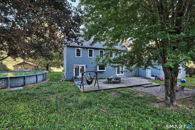 69 Nonnewaug Road, Woodbury, CT 06798