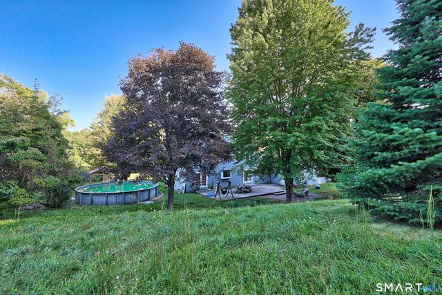 69 Nonnewaug Road, Woodbury, CT 06798
