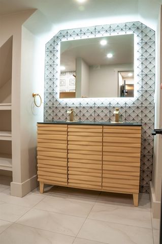 228 Cavendish Gulf Road, Cavendish, VT 05495