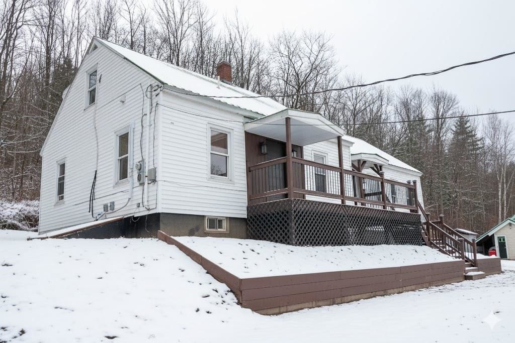 228 Cavendish Gulf Road, Cavendish, VT 05495