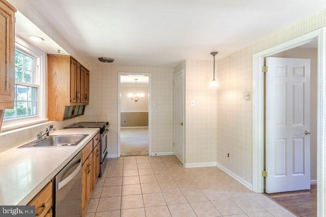 324 WAYLAND RD, Cherry Hill, NJ 08034