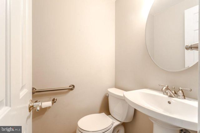 324 WAYLAND RD, Cherry Hill, NJ 08034