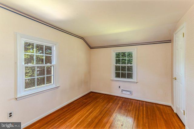 324 WAYLAND RD, Cherry Hill, NJ 08034