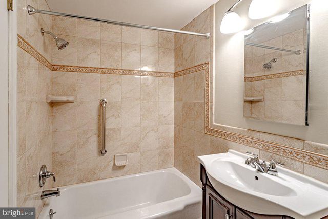 324 WAYLAND RD, Cherry Hill, NJ 08034