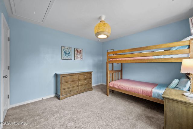 910 Terraces Lane, Hampstead, NC 28443