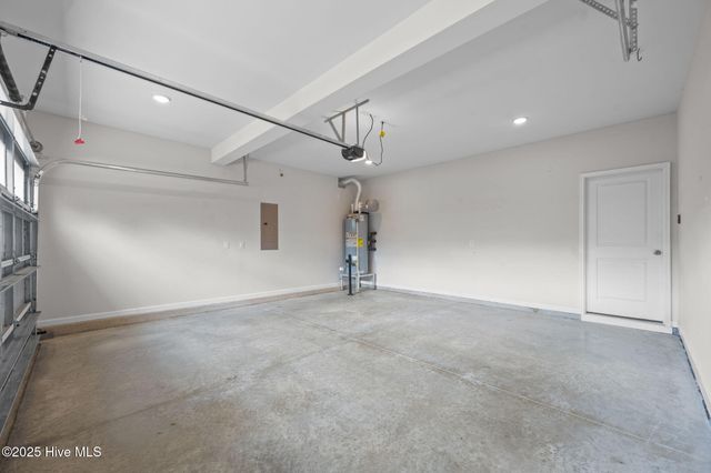 910 Terraces Lane, Hampstead, NC 28443