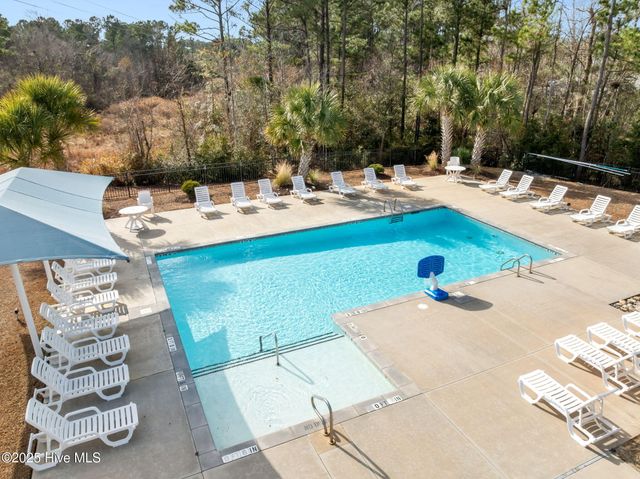 910 Terraces Lane, Hampstead, NC 28443