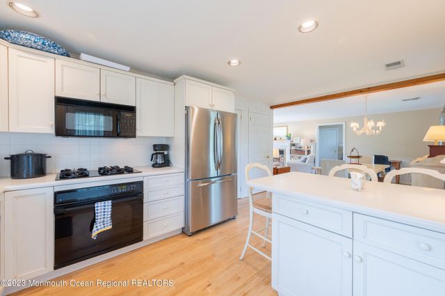 303 Bell Place, Sea Girt, NJ 08750