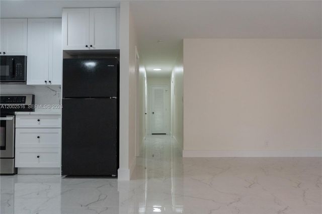 5400 NW 18th St 3N, Lauderhill, FL 33313