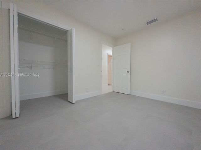 5400 NW 18th St 3N, Lauderhill, FL 33313