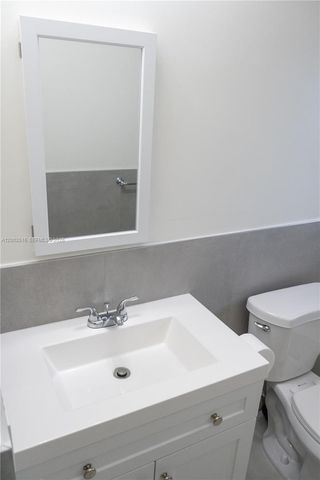 5400 NW 18th St 3N, Lauderhill, FL 33313