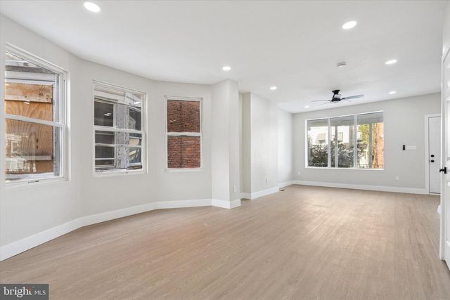 5518 CHEW AVE, Philadelphia, PA 19138