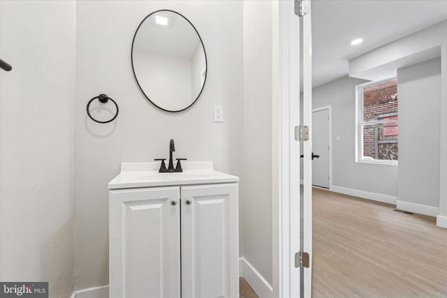 5518 CHEW AVE, Philadelphia, PA 19138