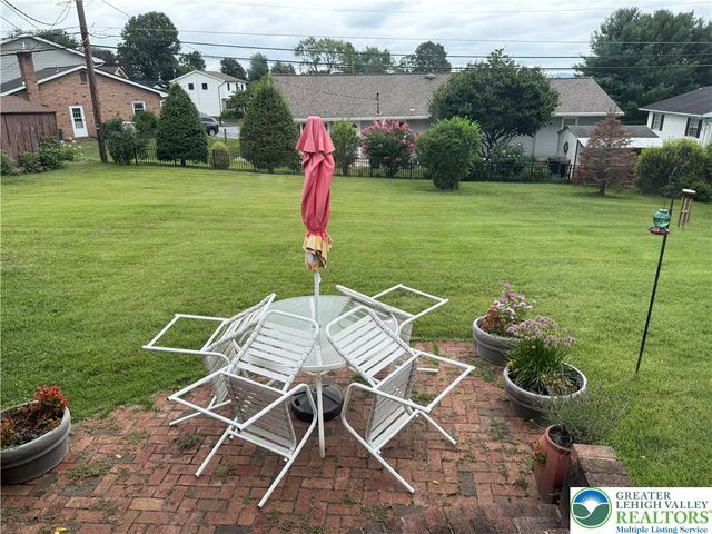 4132 West Chew Street, South Whitehall Twp, PA 18104