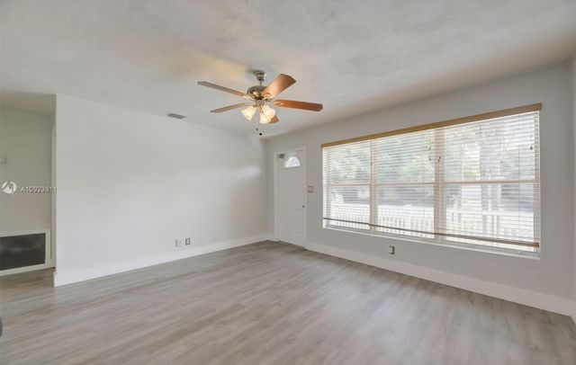 1521 NE 32ND Court, Pompano Beach, FL 33064