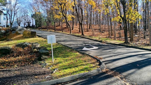 380 Hitchcock Road 255, Waterbury, CT 06705