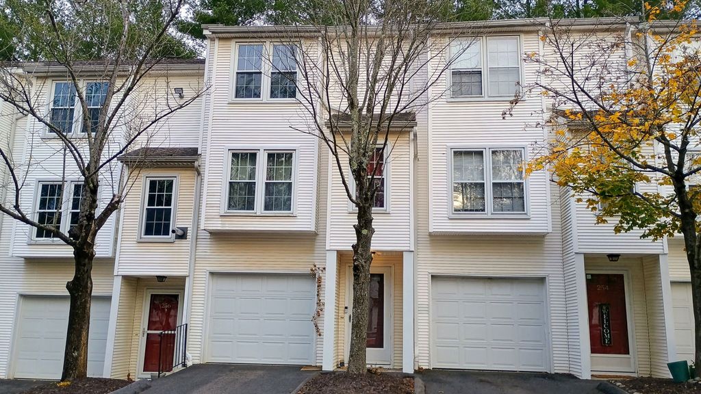 380 Hitchcock Road 255, Waterbury, CT 06705