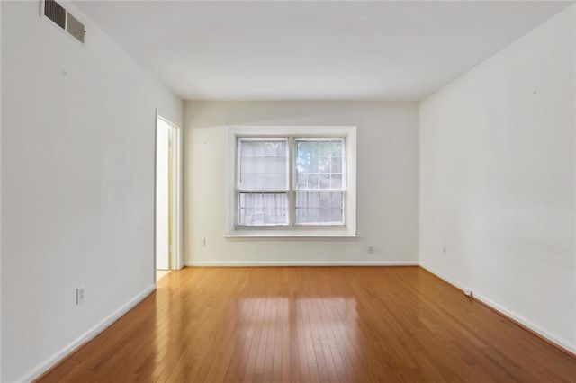 158 Maribeau NW Square, Atlanta, GA 30327