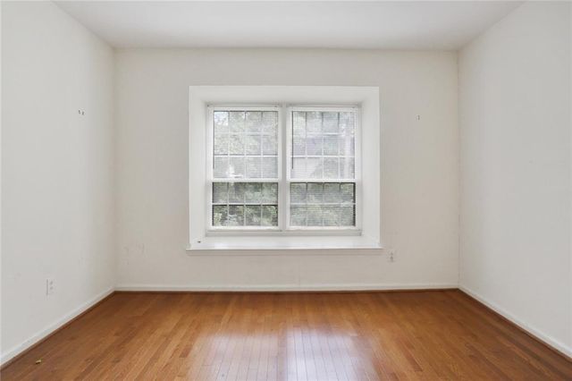 158 Maribeau NW Square, Atlanta, GA 30327