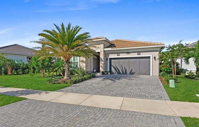 10145 Timber Creek Way, Palm Beach Gardens, FL 33412