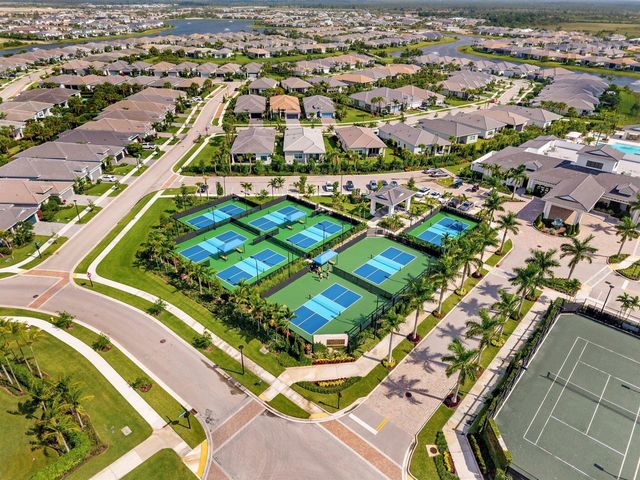 10145 Timber Creek Way, Palm Beach Gardens, FL 33412