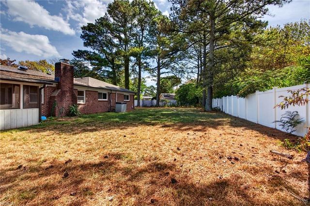 1905 Mariner CT, Virginia Beach, VA 23454