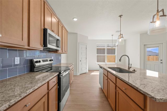 544 Gus LOOP, Georgetown, TX 78626