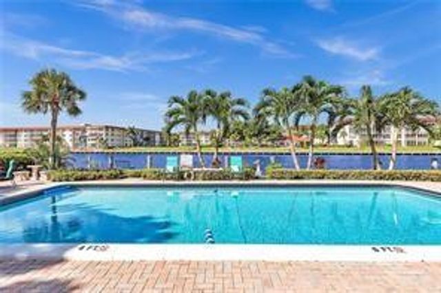 1150 HILLSBORO MILE 514, Hillsboro Beach, FL 33062