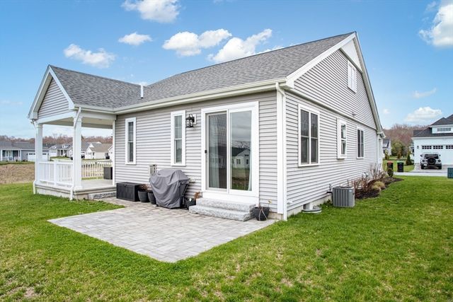 32 Sophia Dr, Rehoboth, MA 02769