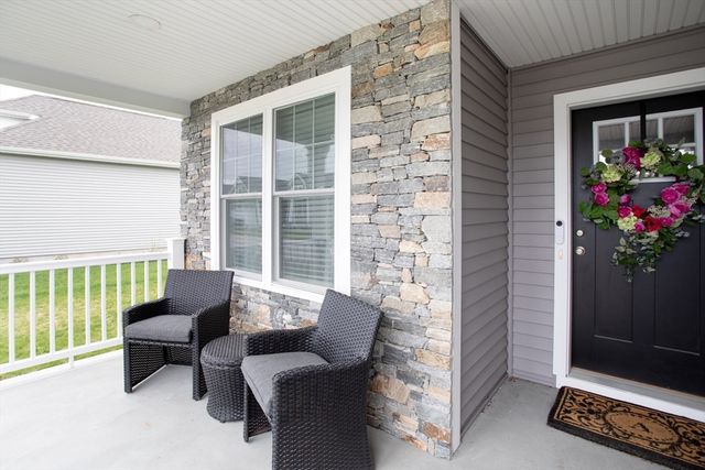 32 Sophia Dr, Rehoboth, MA 02769