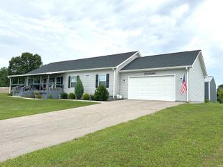 12545 E Hirth Lane, Springville, IN 47462