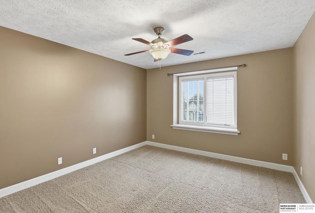 2671 S 191st Circle, Omaha, NE 68130