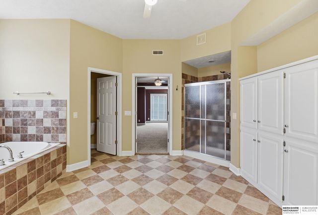 2671 S 191st Circle, Omaha, NE 68130