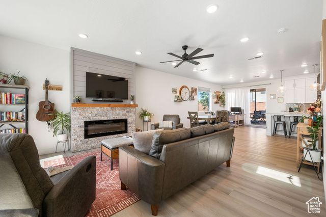 1163 E CHEYENNE WAY, Washington, UT 84780