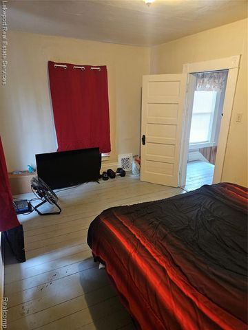 917 Saint Clair Street, Port Huron, MI 48060