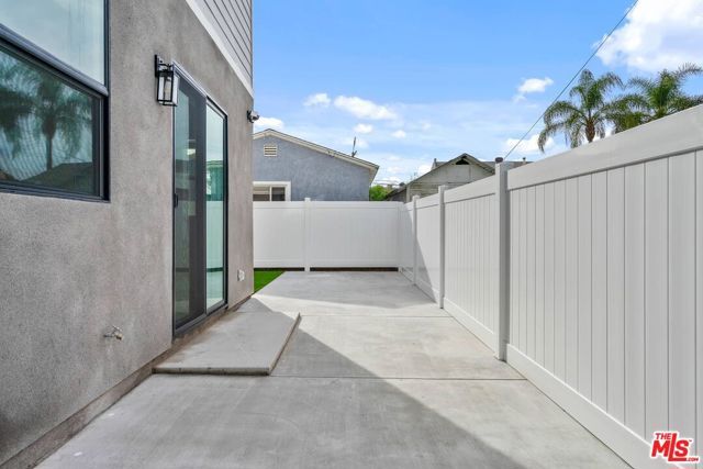 3113 Hollydale Drive, Los Angeles, CA 90039