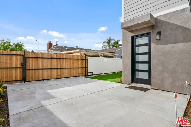 3113 Hollydale Drive, Los Angeles, CA 90039