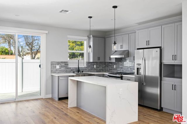 3113 Hollydale Drive, Los Angeles, CA 90039